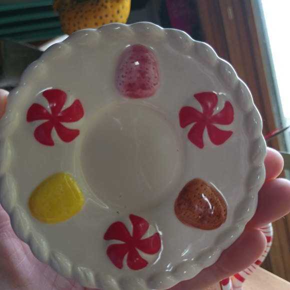 Vintage International Gingerbread House Tea Pot - Picture 4 of 15